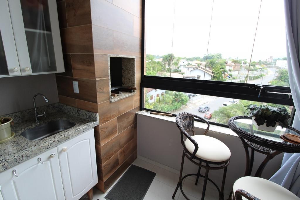 Apartamento à venda com 3 quartos, 91m² - Foto 6