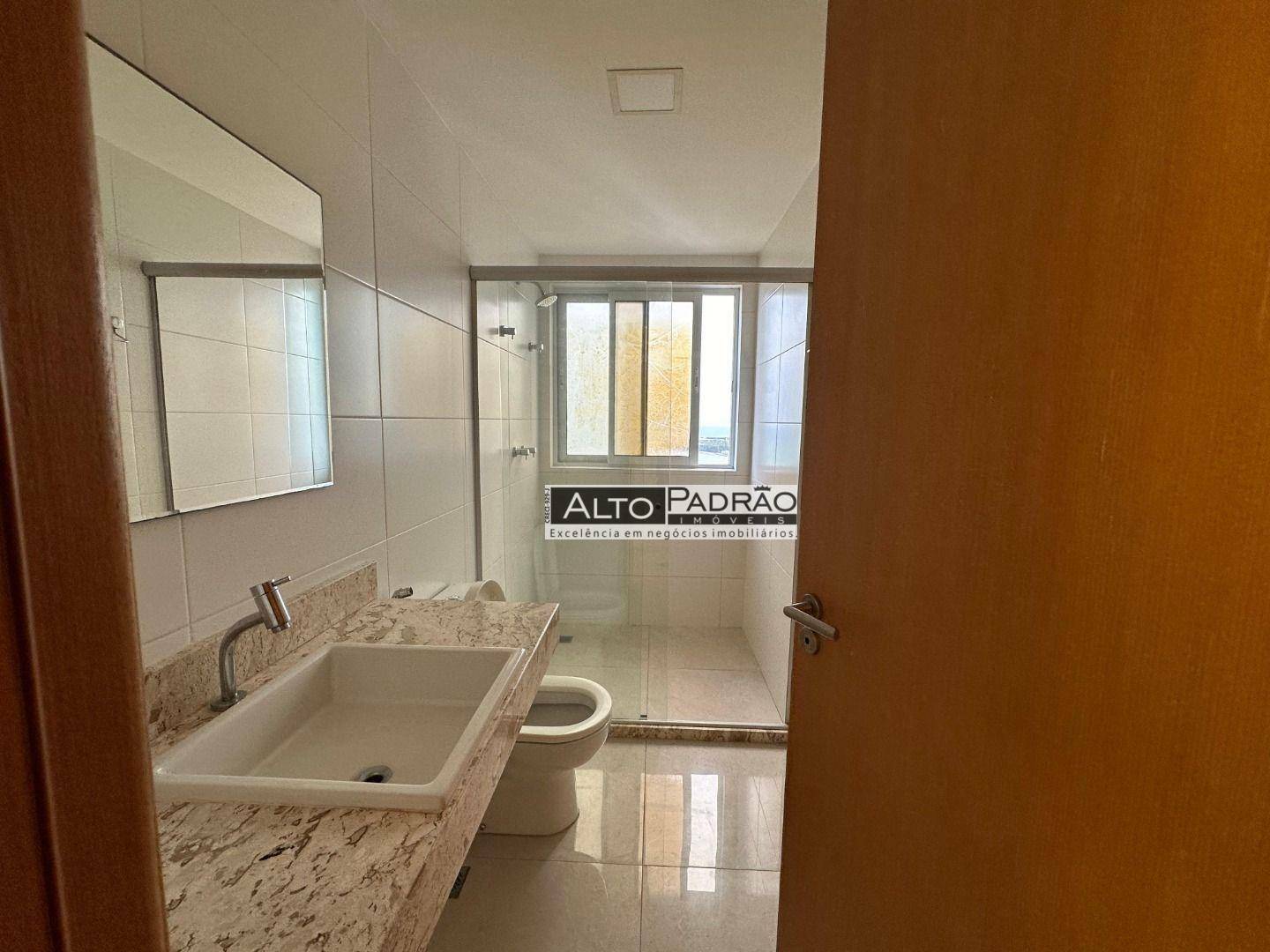 Apartamento à venda com 4 quartos, 197m² - Foto 13