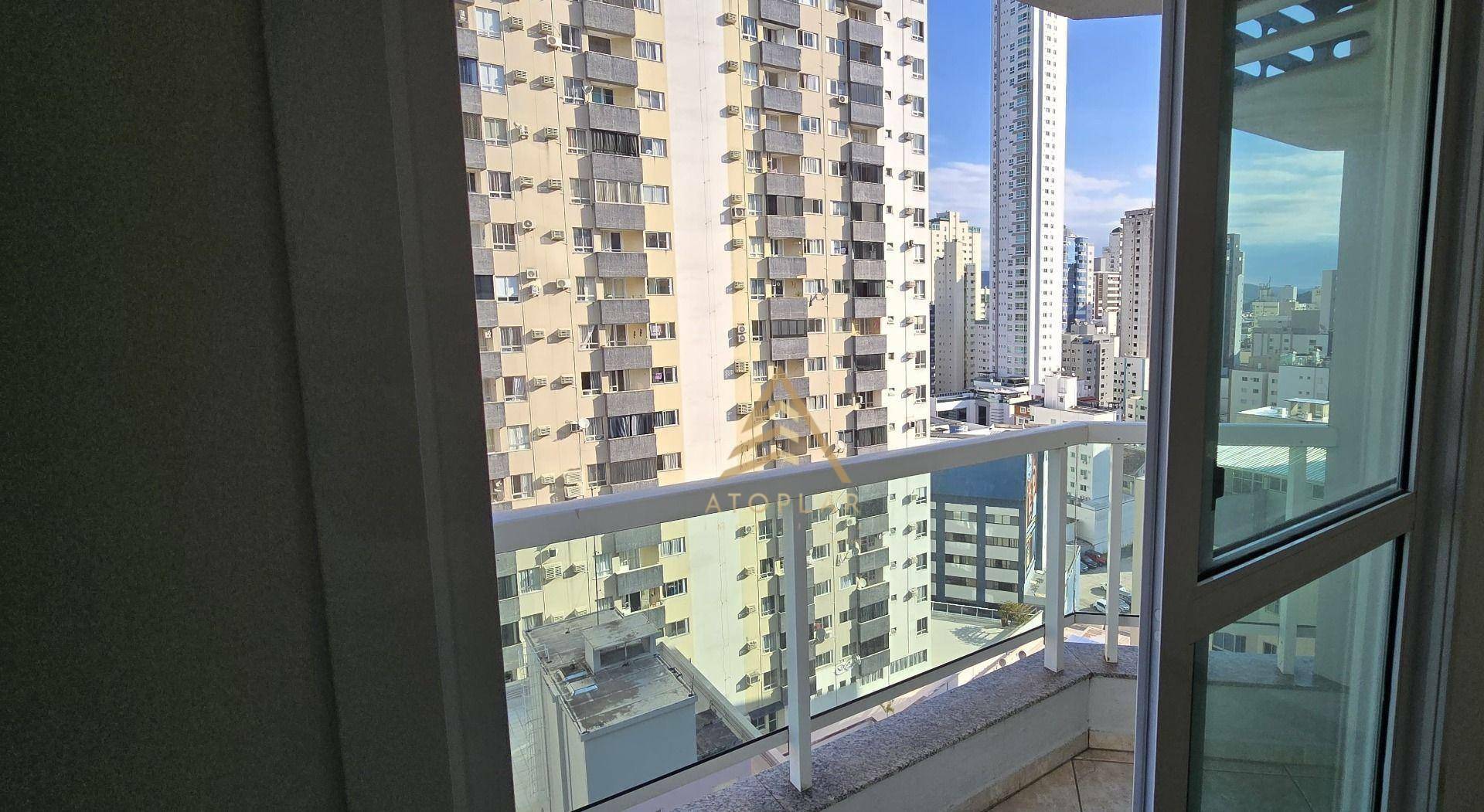 Apartamento à venda com 3 quartos, 114m² - Foto 19