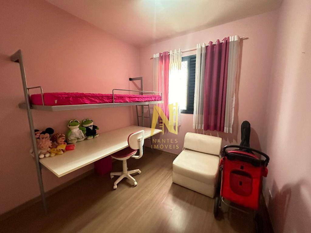 Apartamento à venda com 3 quartos, 123m² - Foto 11