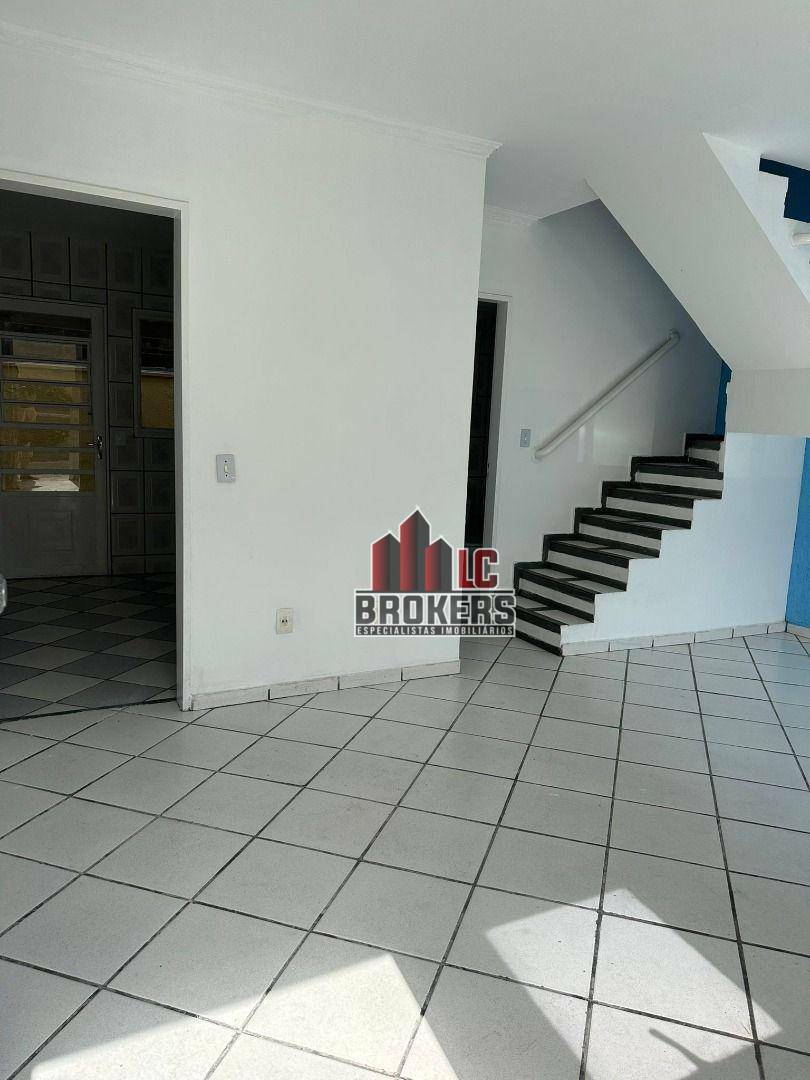 Sobrado para alugar com 3 quartos, 72m² - Foto 12