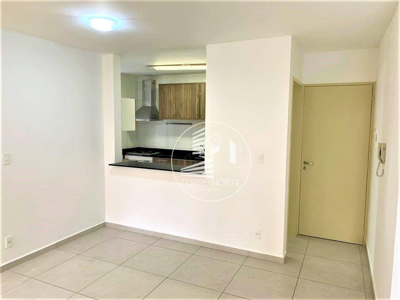 Apartamento à venda com 3 quartos, 72m² - Foto 2