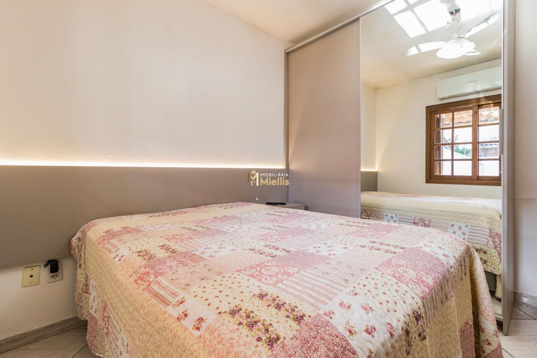 Casa à venda com 2 quartos, 80m² - Foto 33