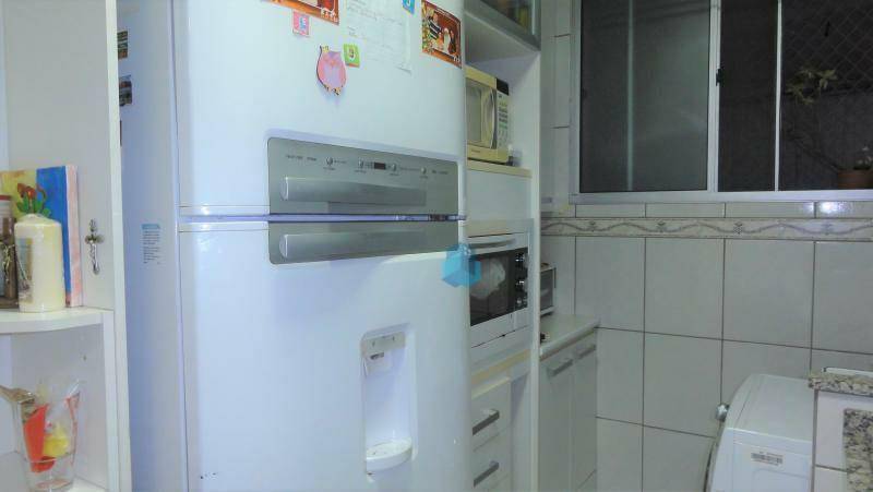 Apartamento à venda com 3 quartos, 60m² - Foto 11