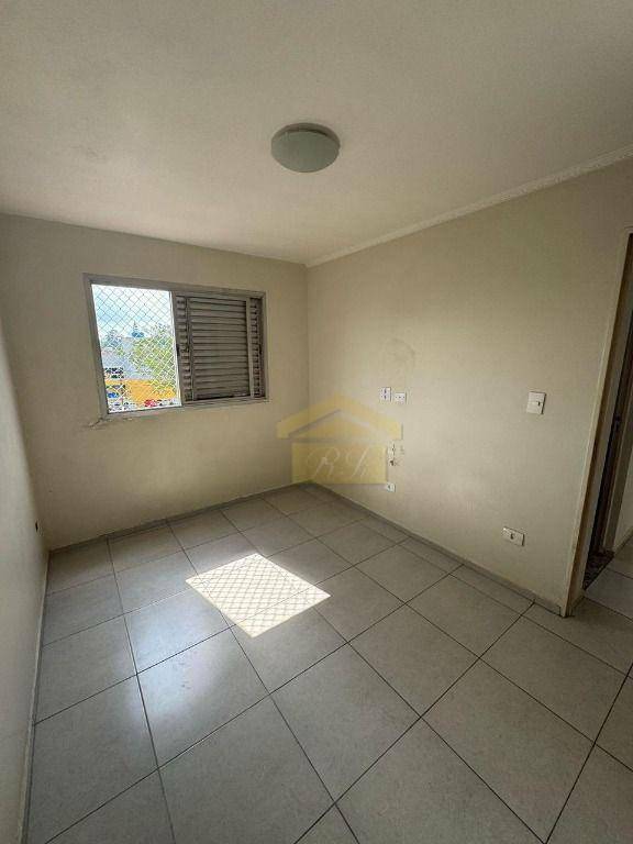 Apartamento à venda com 2 quartos, 63m² - Foto 8