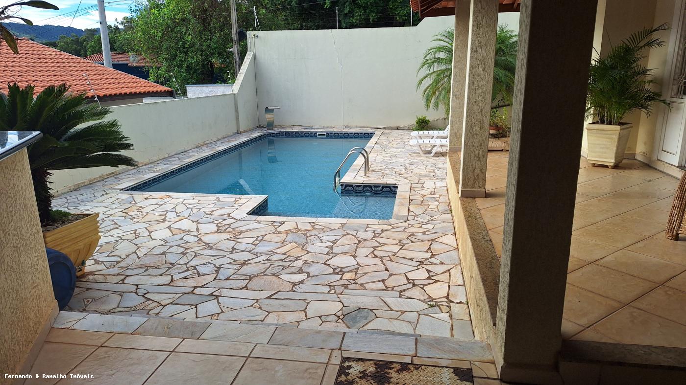 Casa à venda com 3 quartos, 450m² - Foto 29