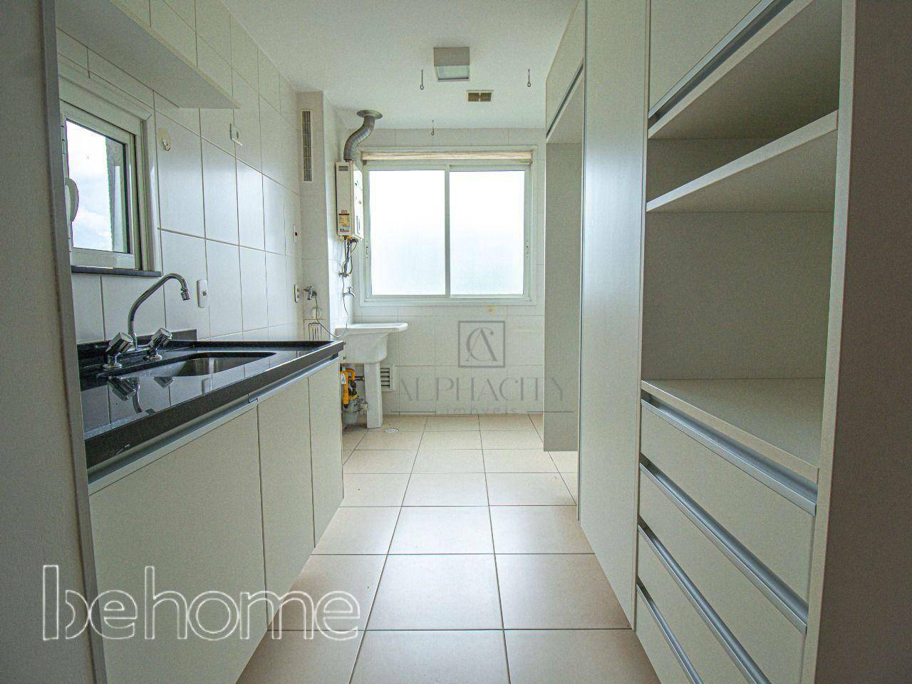 Apartamento à venda com 2 quartos, 72m² - Foto 5