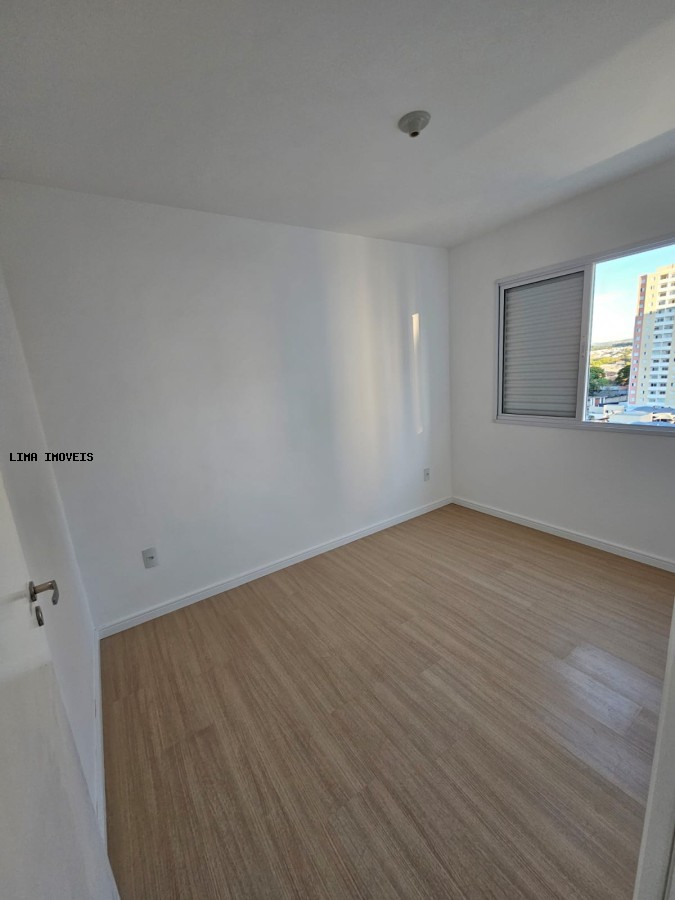 Apartamento para alugar com 2 quartos, 48m² - Foto 11