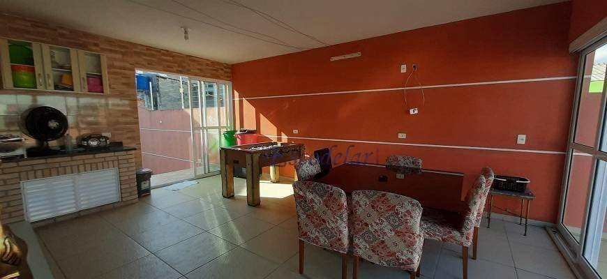 Sobrado à venda com 3 quartos, 220m² - Foto 2