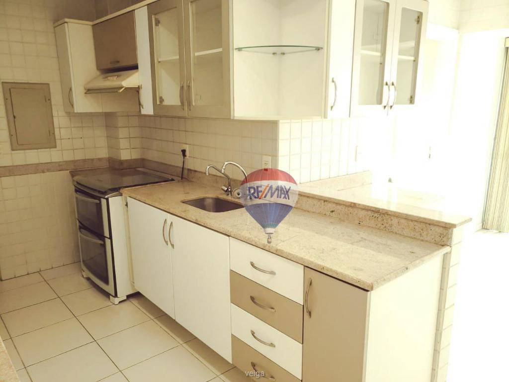 Apartamento para alugar com 4 quartos, 180m² - Foto 18