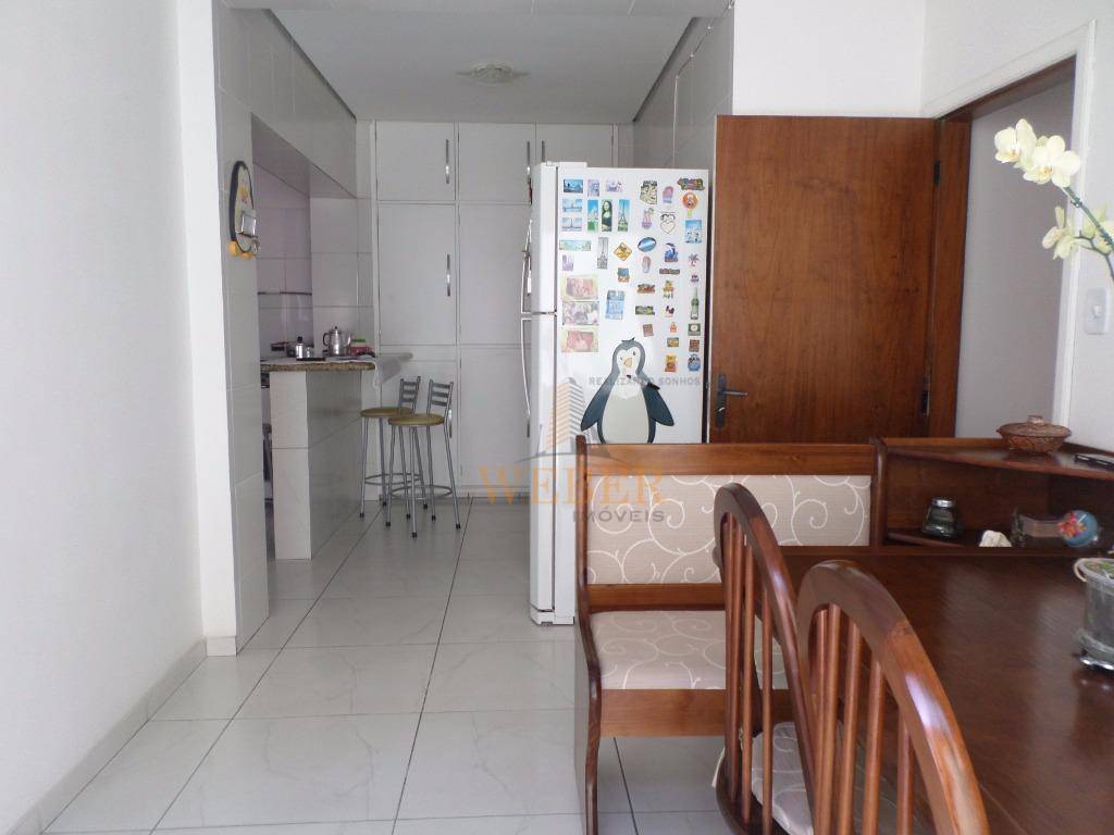 Casa à venda com 3 quartos, 128m² - Foto 11