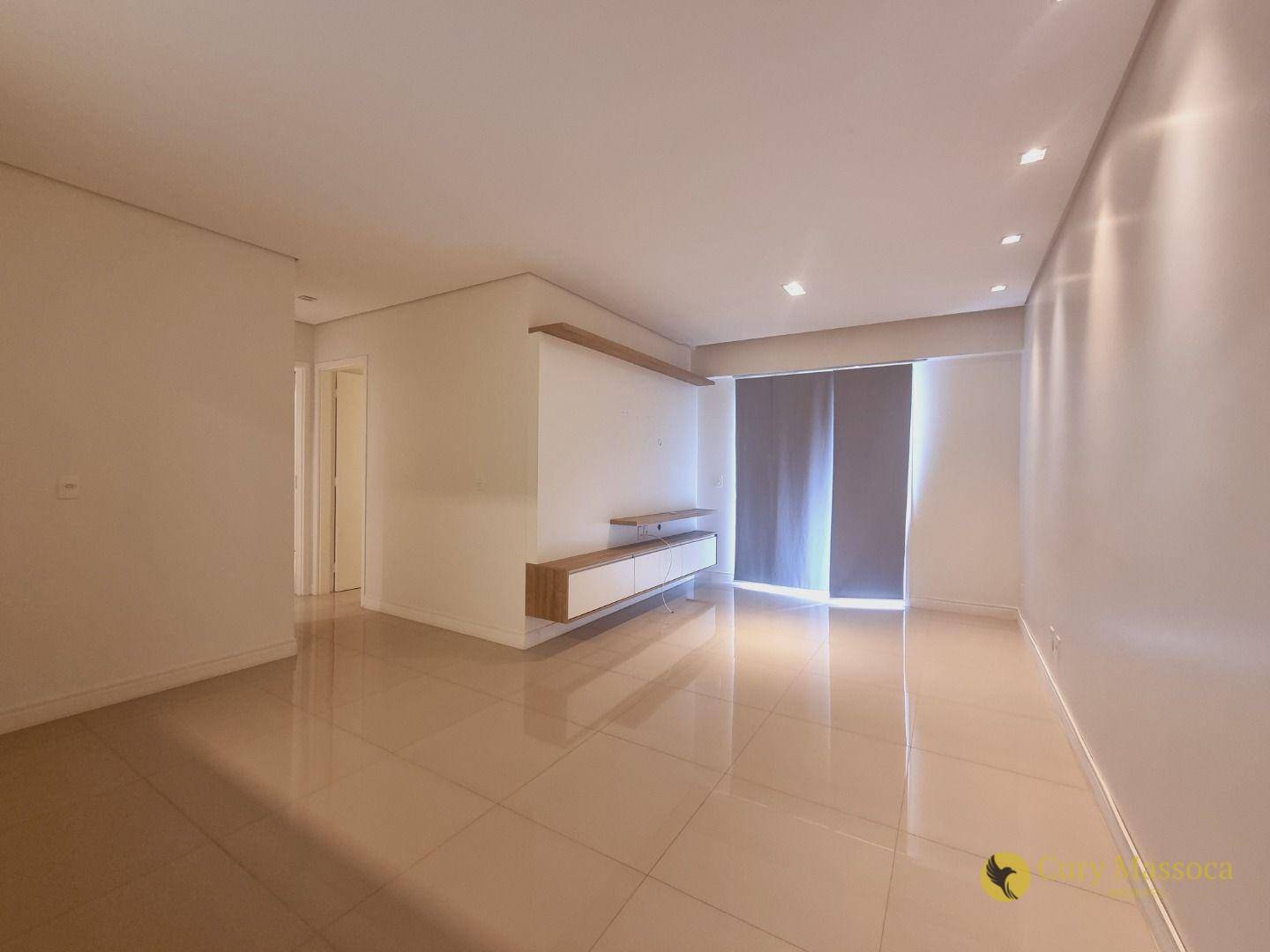 Apartamento para alugar com 2 quartos, 65m² - Foto 1