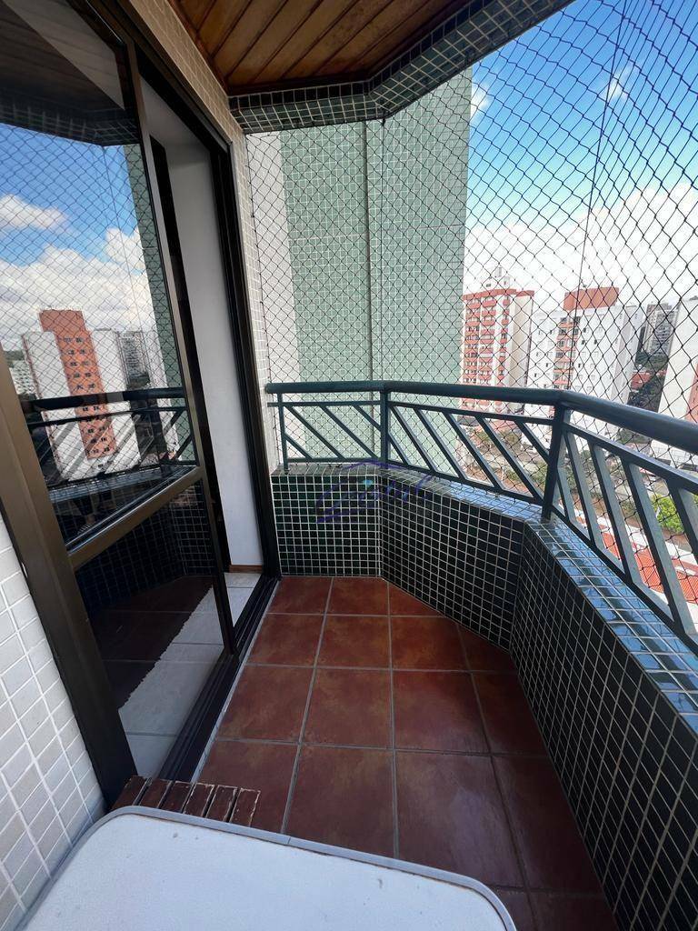 Apartamento à venda com 2 quartos, 62m² - Foto 11