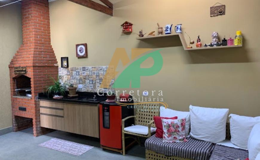 Sobrado à venda com 3 quartos, 128m² - Foto 4