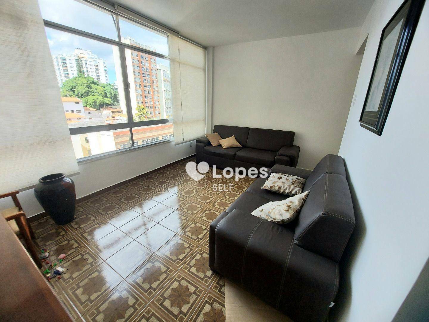 Apartamento à venda com 3 quartos, 93m² - Foto 1