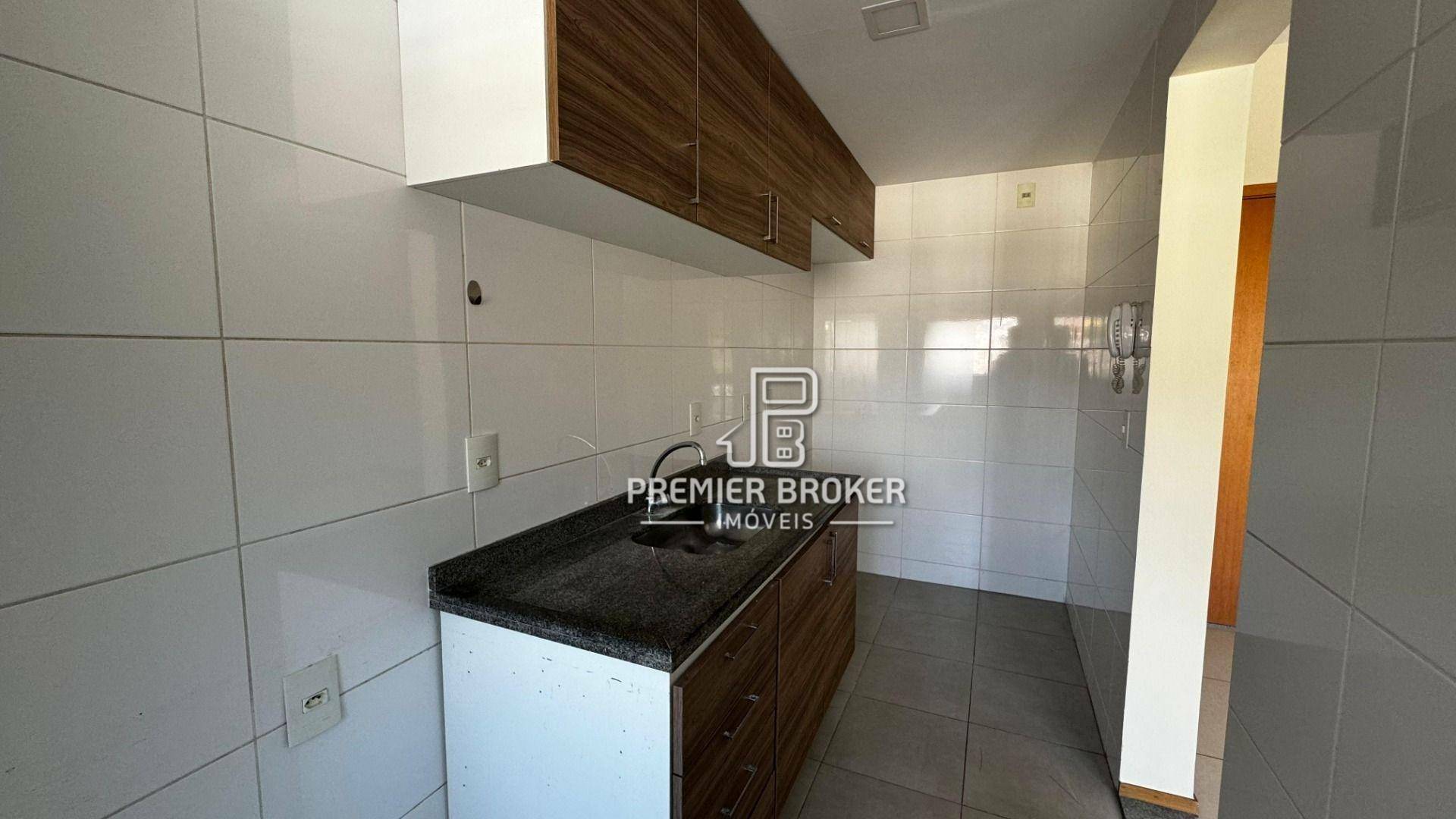 Apartamento à venda com 2 quartos, 70m² - Foto 7