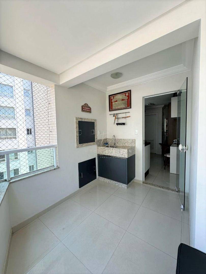 Apartamento à venda com 3 quartos, 120m² - Foto 3