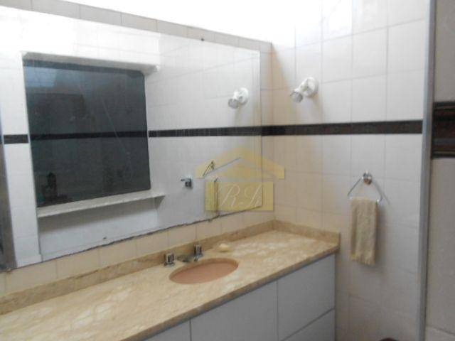 Sobrado à venda com 3 quartos, 213m² - Foto 35