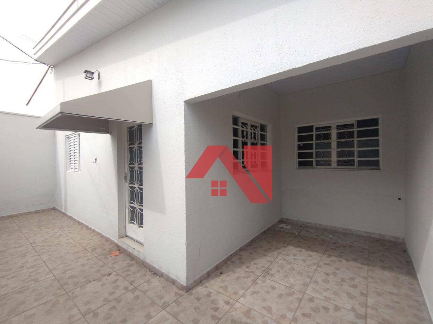 Casa à venda com 2 quartos, 80m² - Foto 11