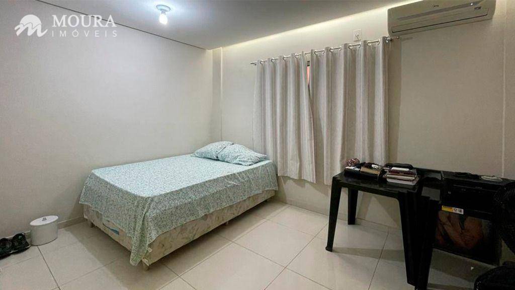 Casa de Condomínio à venda com 5 quartos, 300m² - Foto 15