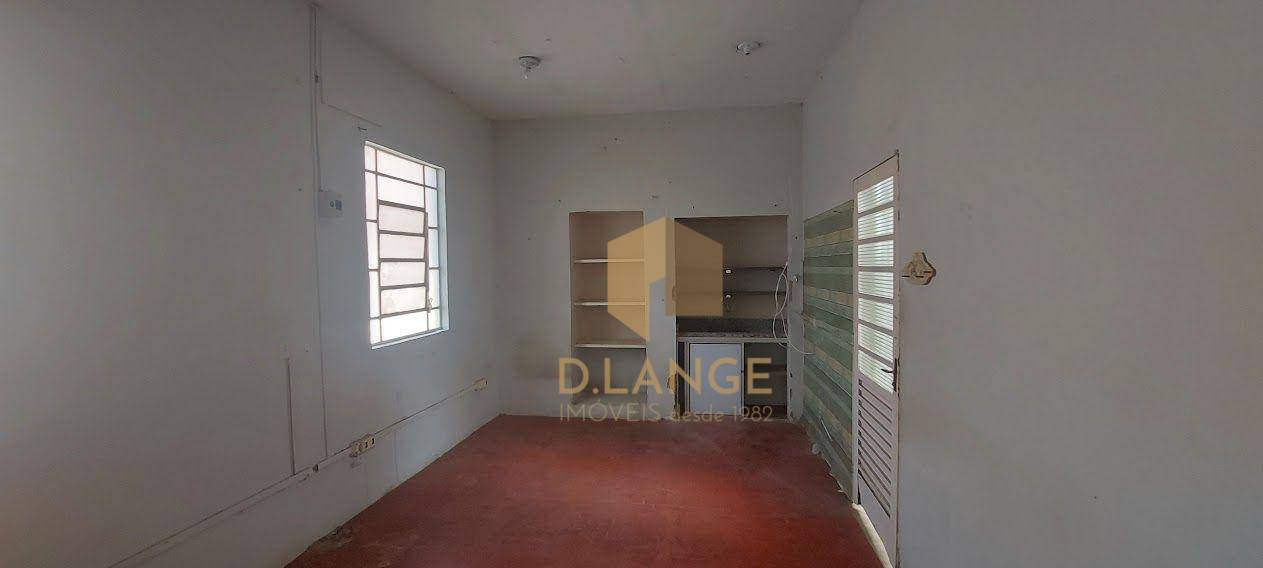 Casa para alugar com 6 quartos, 180m² - Foto 13