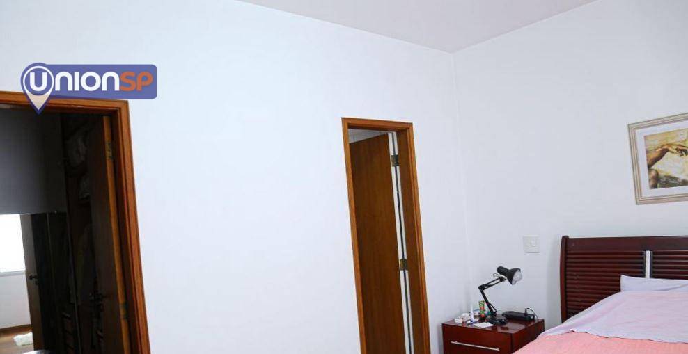 Apartamento à venda com 3 quartos, 200m² - Foto 9