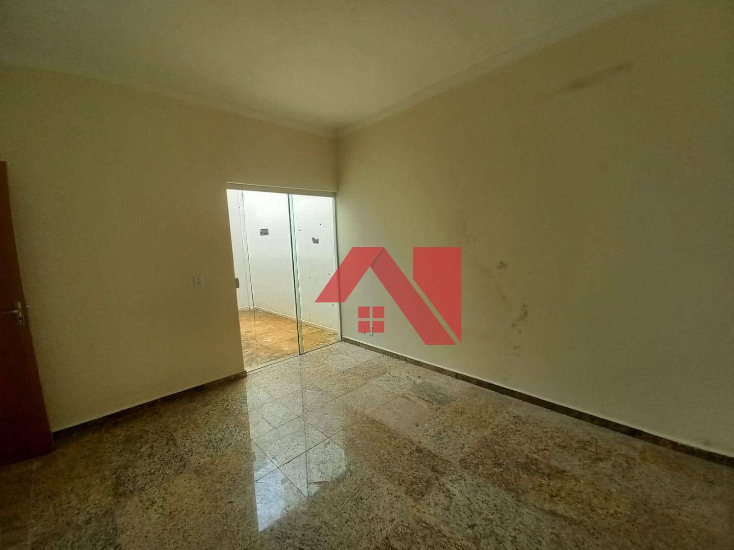 Casa à venda com 2 quartos, 97m² - Foto 10