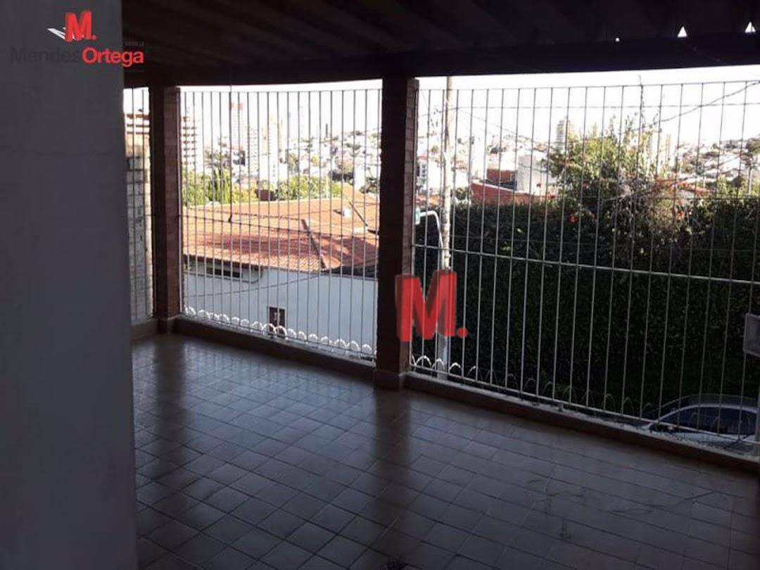 Casa à venda com 3 quartos, 250m² - Foto 3