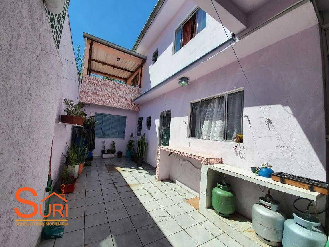 Sobrado à venda com 6 quartos, 143m² - Foto 5