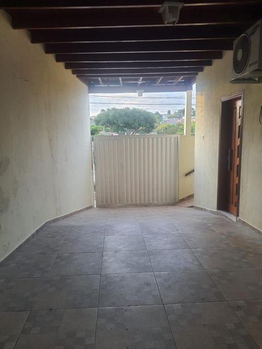 Casa à venda com 3 quartos, 150m² - Foto 2