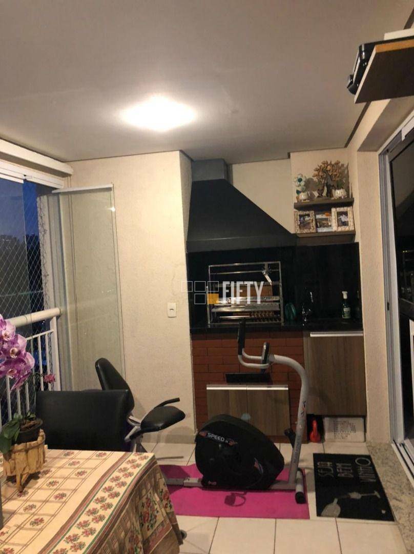 Apartamento à venda com 2 quartos, 79m² - Foto 2