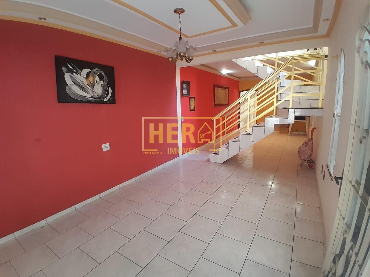 Casa à venda com 4 quartos, 288m² - Foto 1
