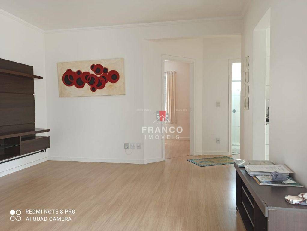 Apartamento à venda com 2 quartos, 62m² - Foto 5