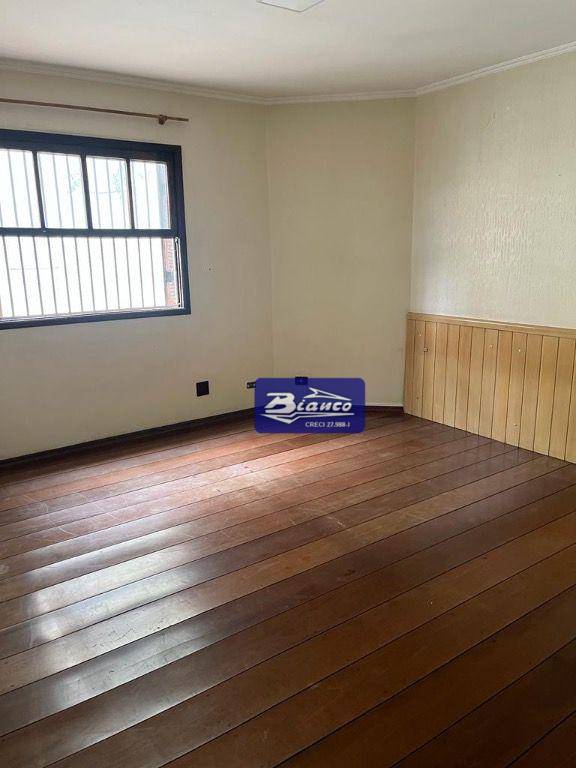 Sobrado à venda com 3 quartos, 232m² - Foto 10