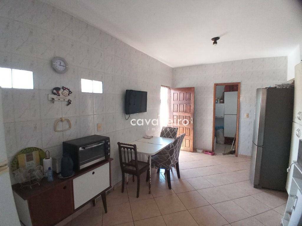 Casa à venda com 6 quartos, 300m² - Foto 9