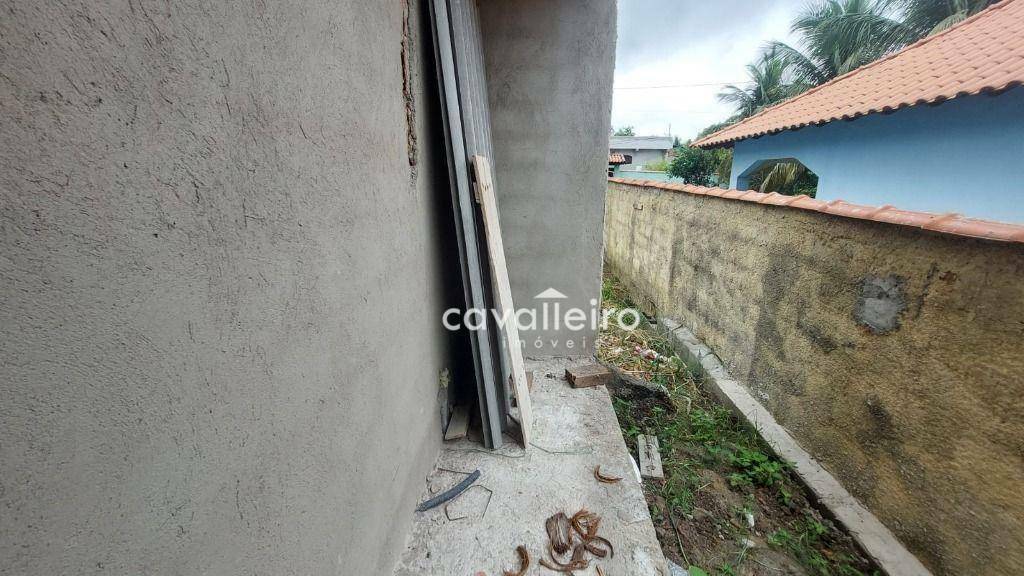 Casa à venda com 2 quartos, 79m² - Foto 12