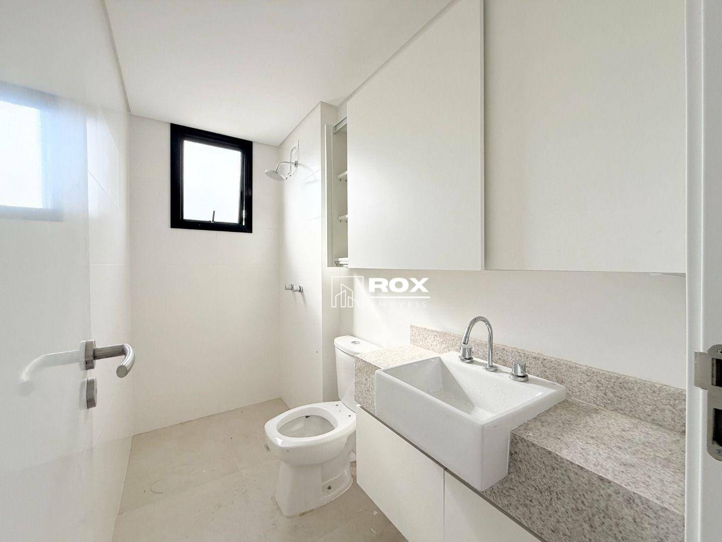 Casa de Condomínio para alugar com 3 quartos, 194m² - Foto 29