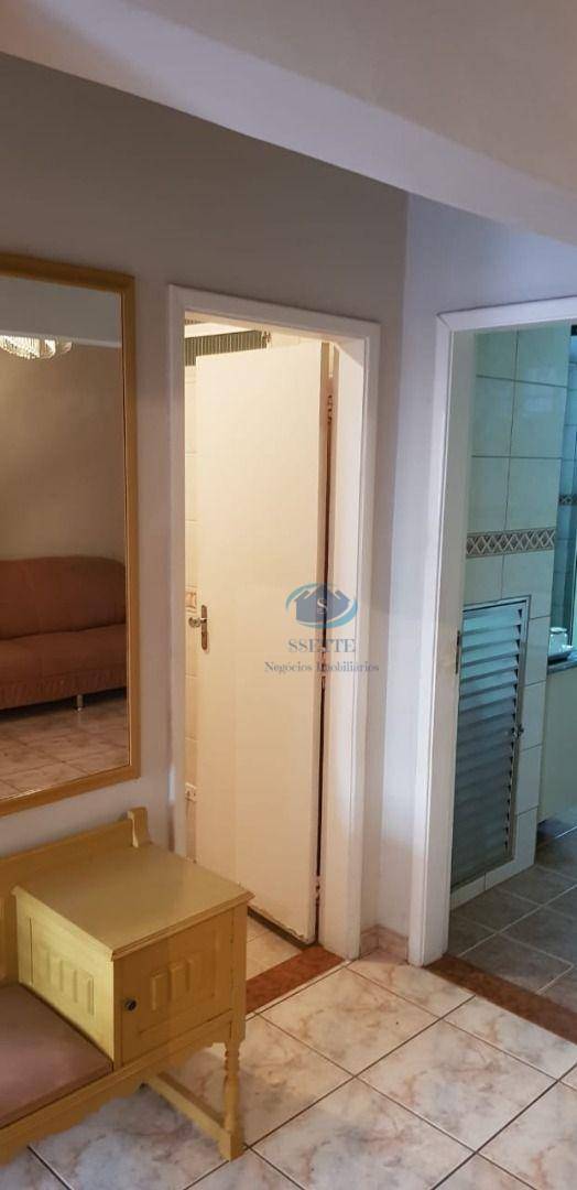 Apartamento à venda com 2 quartos, 72m² - Foto 27