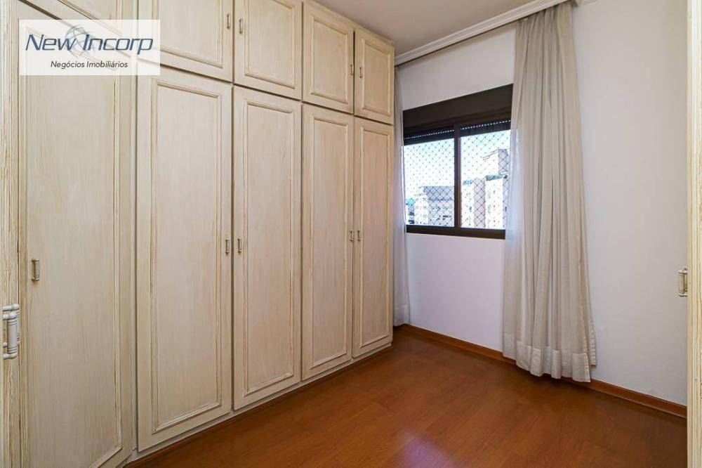 Apartamento à venda com 4 quartos, 139m² - Foto 24