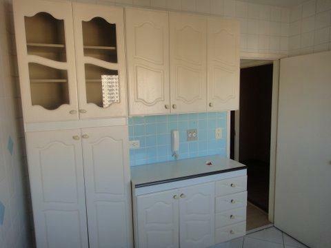 Apartamento à venda com 2 quartos, 75m² - Foto 18