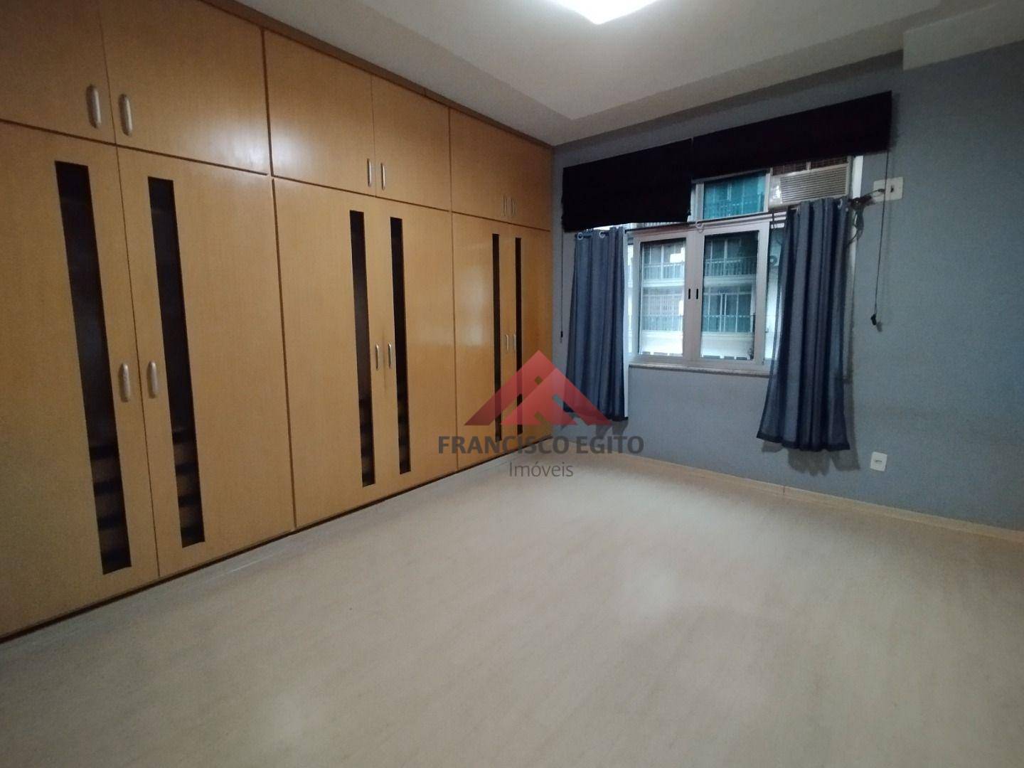 Apartamento à venda com 3 quartos, 130m² - Foto 13