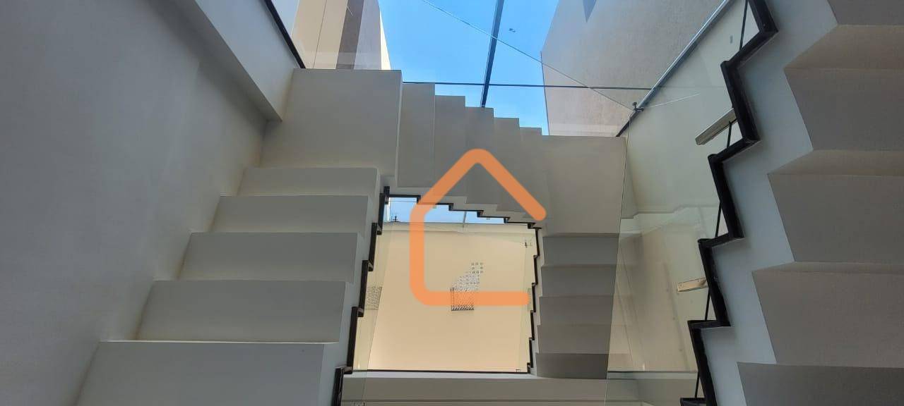 Casa, 3 quartos, 296 m² - Foto 4