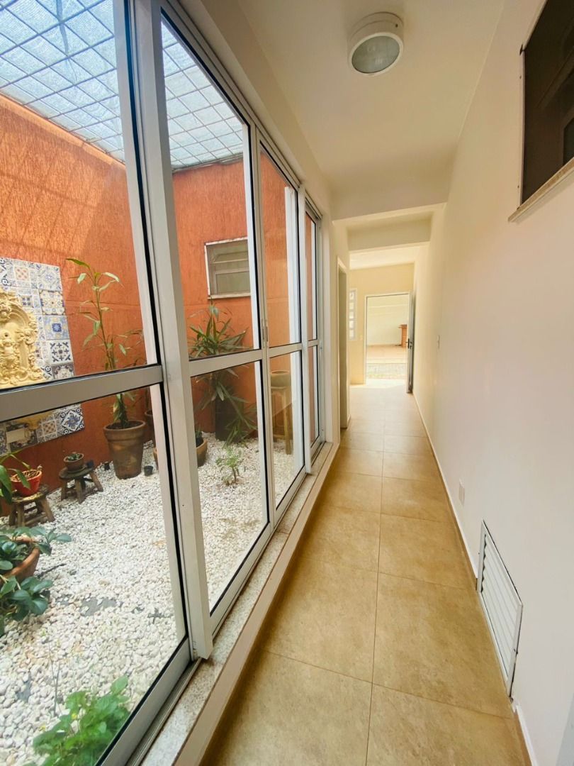 Casa à venda com 4 quartos, 327m² - Foto 18