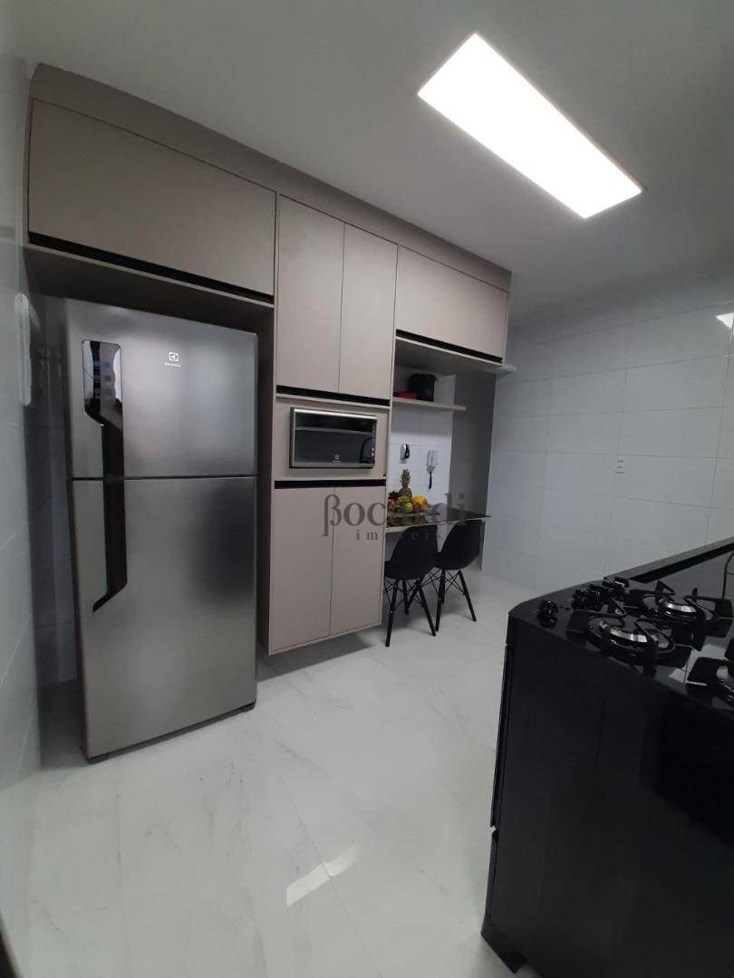 Apartamento à venda com 2 quartos, 105m² - Foto 7