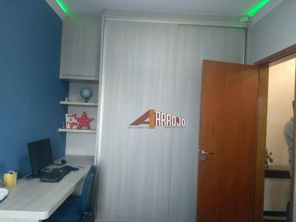 Sobrado à venda com 3 quartos, 168m² - Foto 11