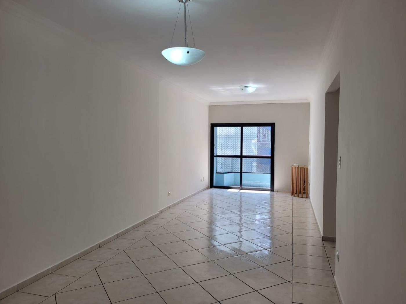 Apartamento à venda com 2 quartos, 84m² - Foto 2