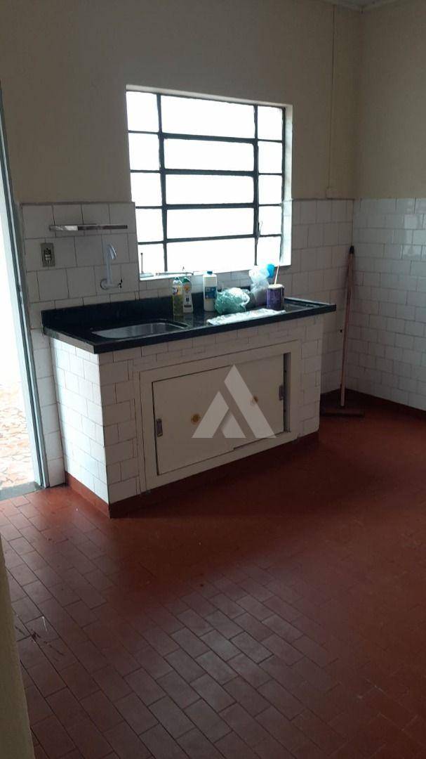 Casa, 2 quartos, 82 m² - Foto 1