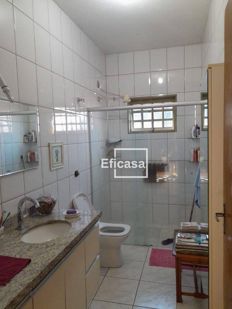 Casa à venda com 2 quartos, 140m² - Foto 9