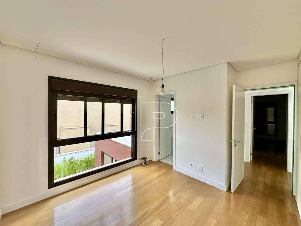 Casa de Condomínio à venda e aluguel com 4 quartos, 350m² - Foto 31