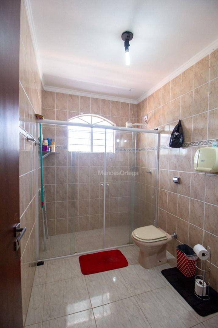 Casa à venda com 3 quartos, 247m² - Foto 15